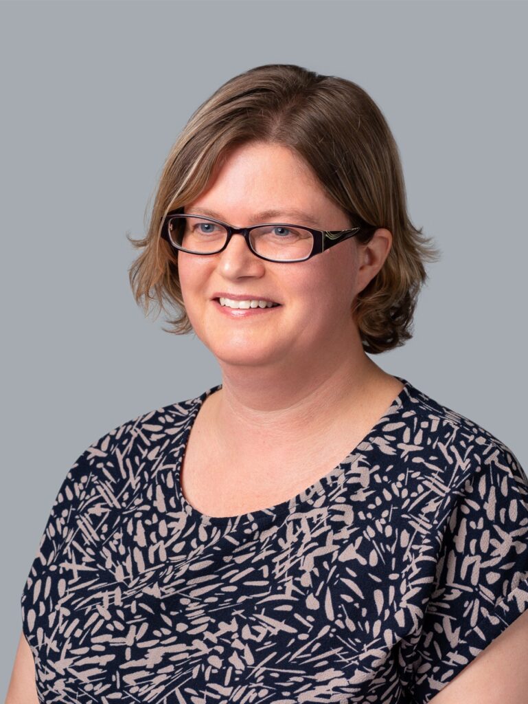 Astrid Lievense, Assistant, London