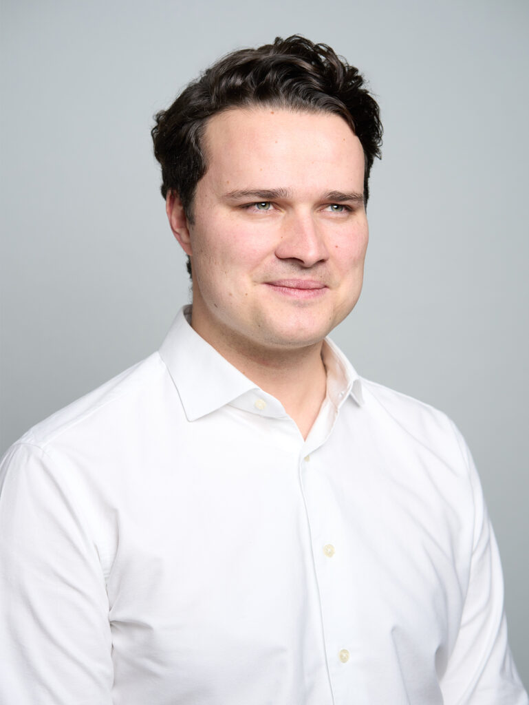 Florian Golenhofen, Associate Director, Hamburg