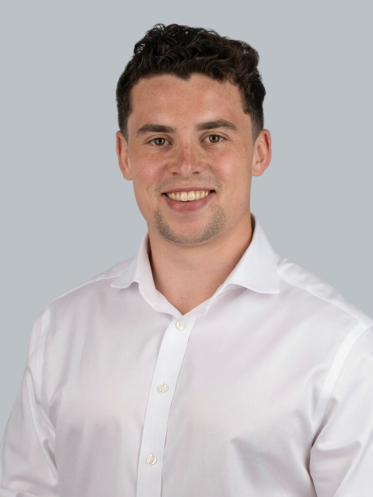 Patrick McCluskey, Portfolio Accountant, London