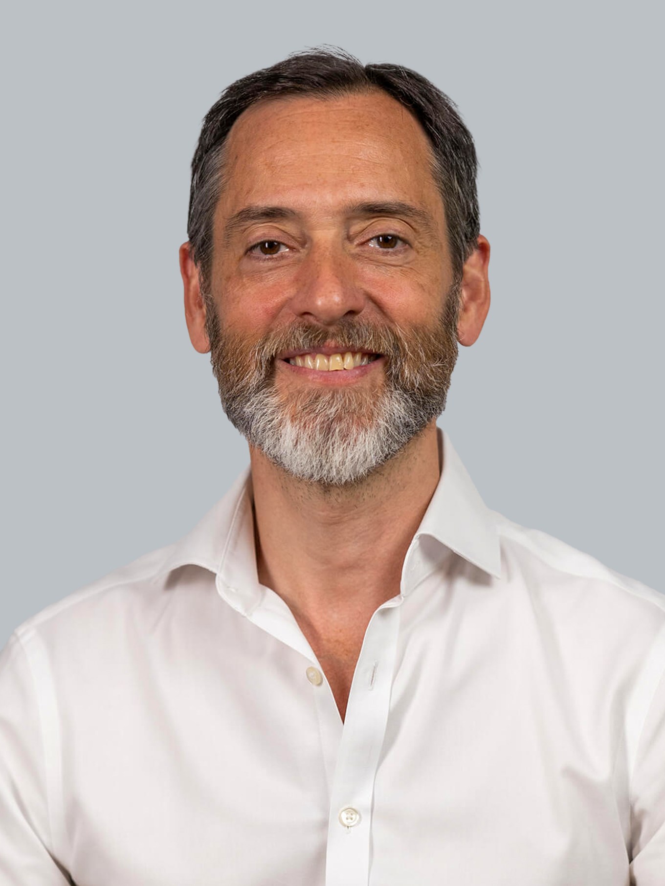 Gonzalo Fernandez-Albiñana, Partner, Head of Spain and Portugal, Madrid